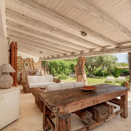 Вілла Di Lusso Pantogiacon Giardino *