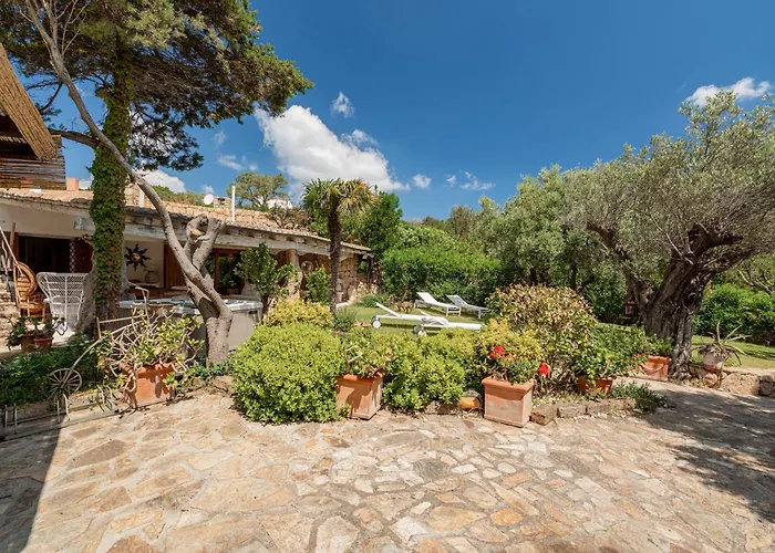 Di Lusso Pantogiacon Giardino Villa Porto Cervo