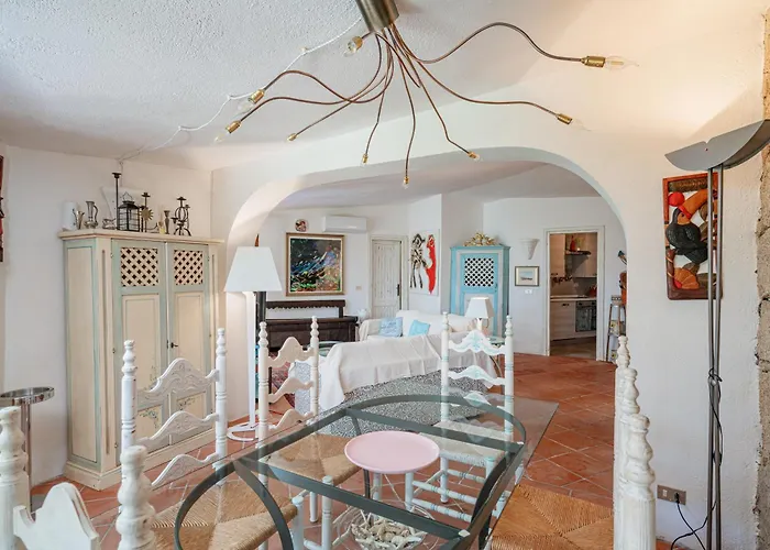 Di Lusso Pantogiacon Giardino פורטו צ'רבו