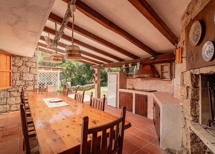 Di Lusso Pantogiacon Giardino וילה *